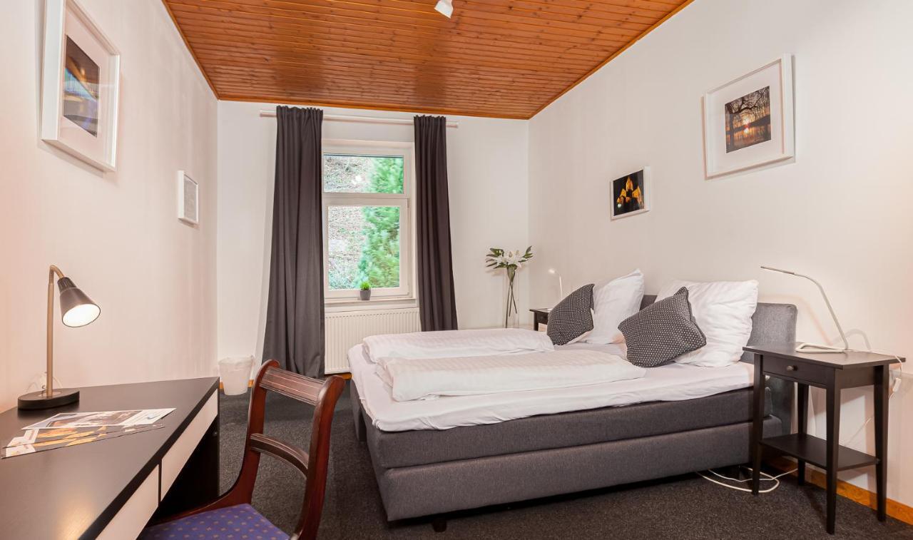Hotel Rutherbach Есен Екстериор снимка