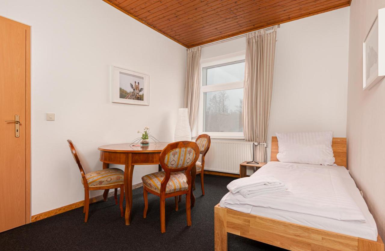 Hotel Rutherbach Есен Екстериор снимка